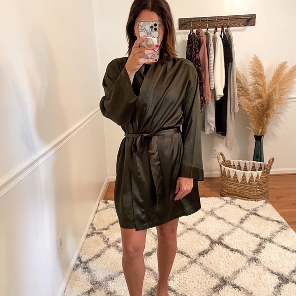 Victoria's Secret Other - Victoria’s Secret Satin Robe